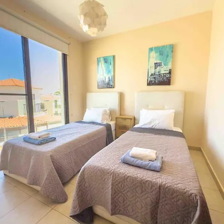 Helen Villa Paralimni