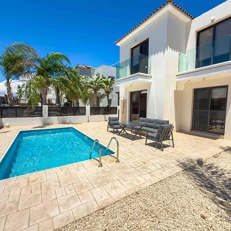 Villa Helen *
